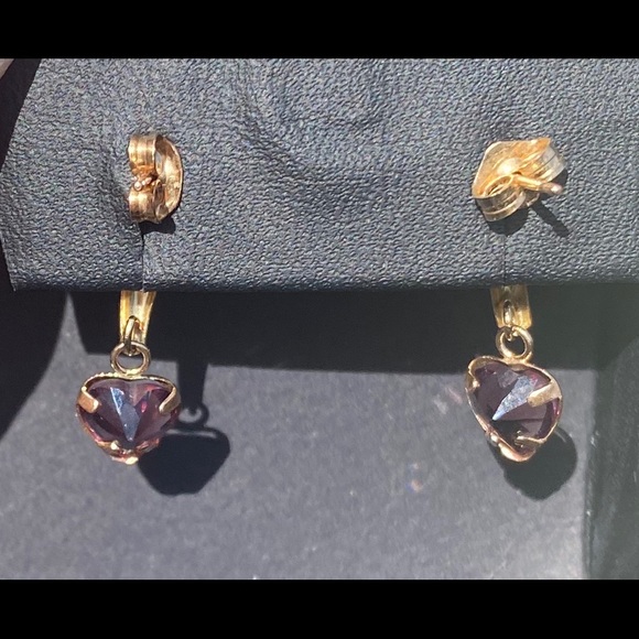 10k Yellow Gold Glass Heart Earrings - Picture 4 of 4